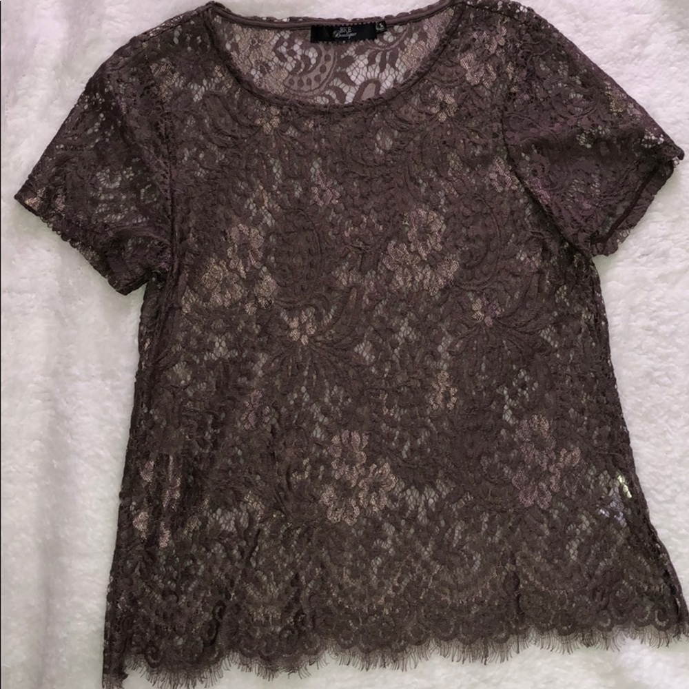BKE boutique eyelash lace top